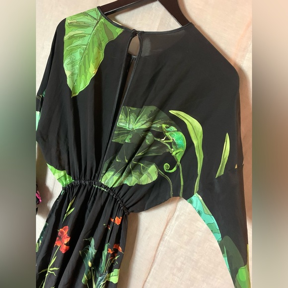 johanna ortiz • namibia long-sleeves keyhole silk midi dress in black 2 - Picture 9 of 14